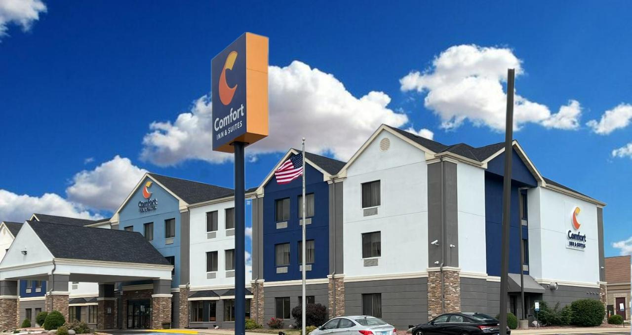 Comfort Inn & Suites Kenosha-Pleasant Prairie Экстерьер фото